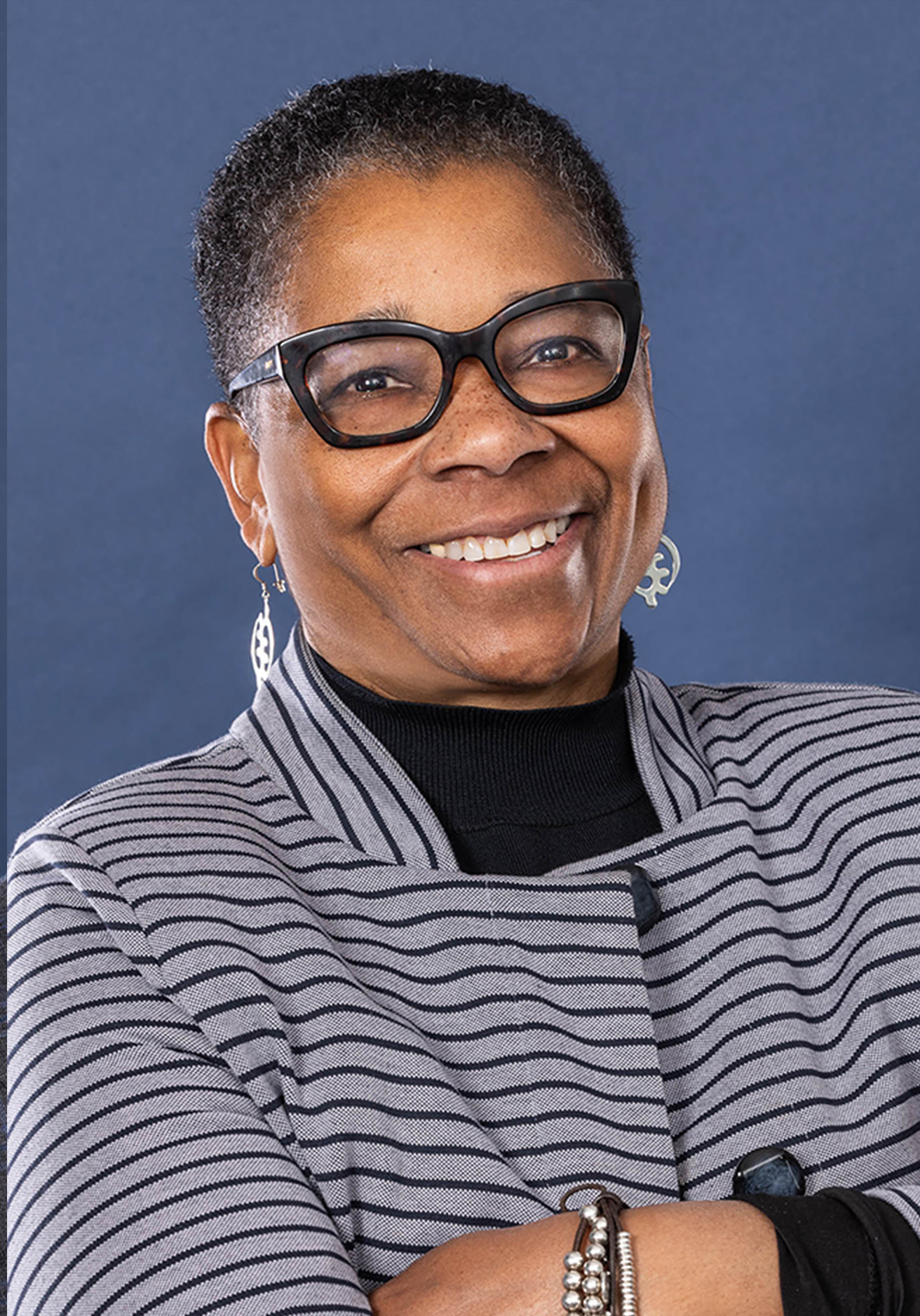 Sheila Alexander-Reid Headshot Bio