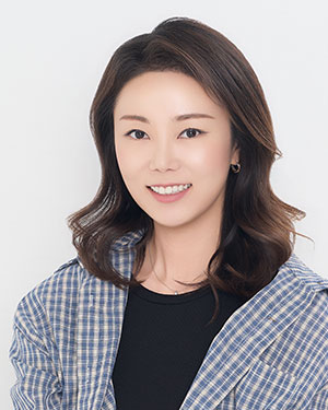Anna Jeong